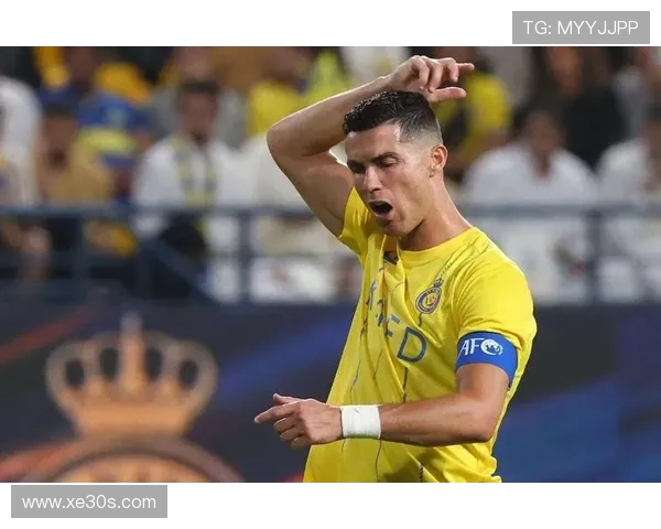 C罗1300场比赛打入955球历史传奇 C罗1300场比赛打入955球历史传奇